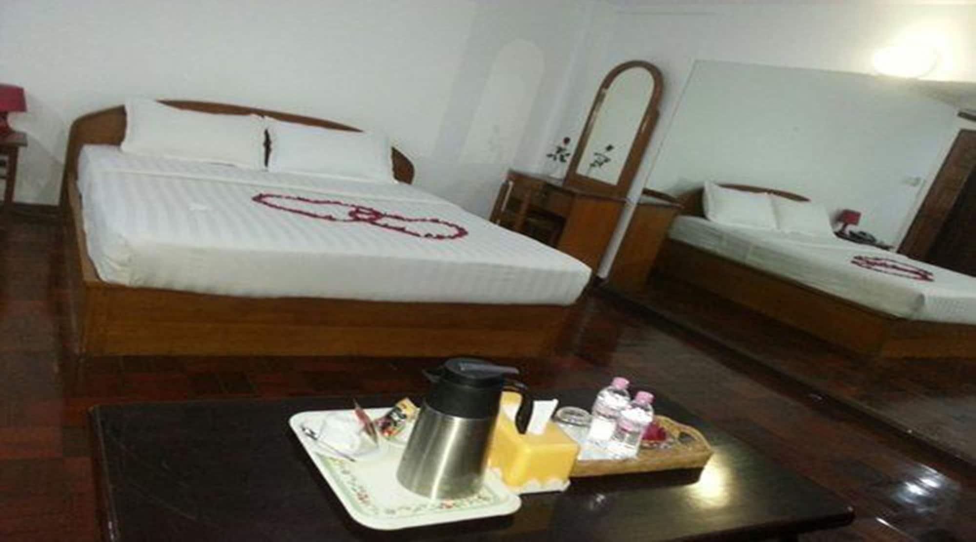 Airport Inn Gyogon Екстериор снимка