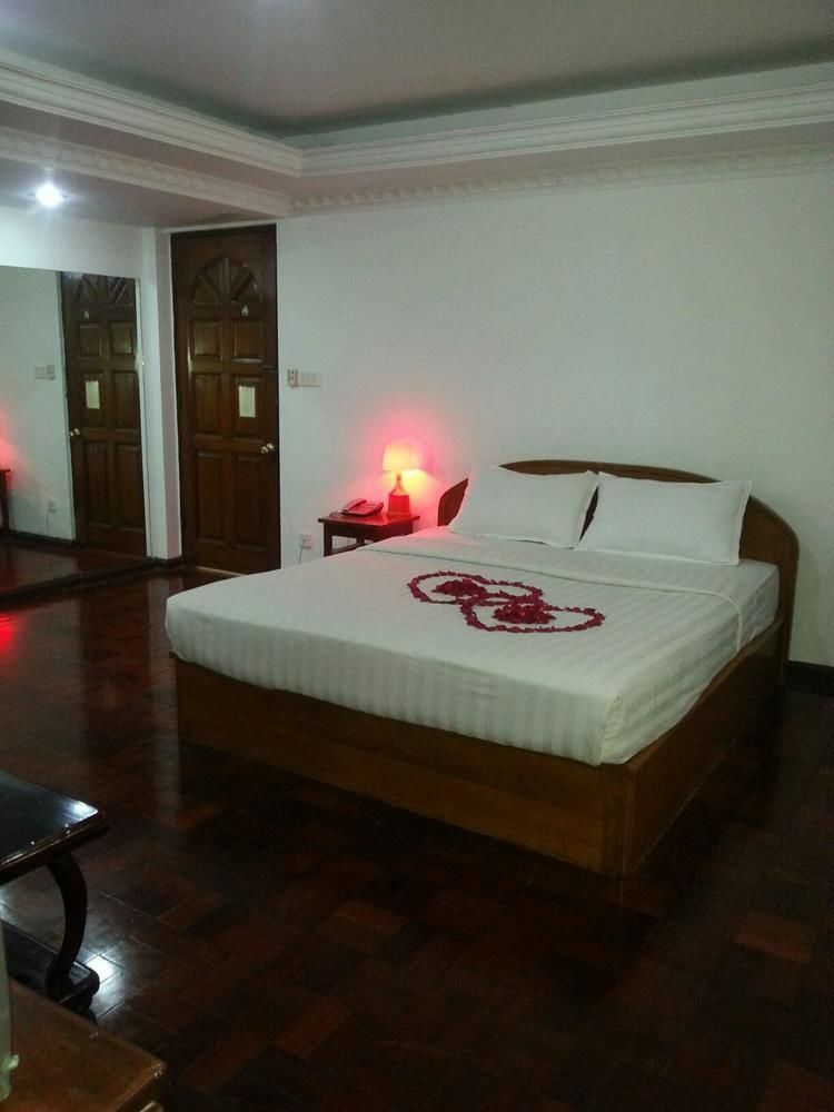 Airport Inn Gyogon Екстериор снимка